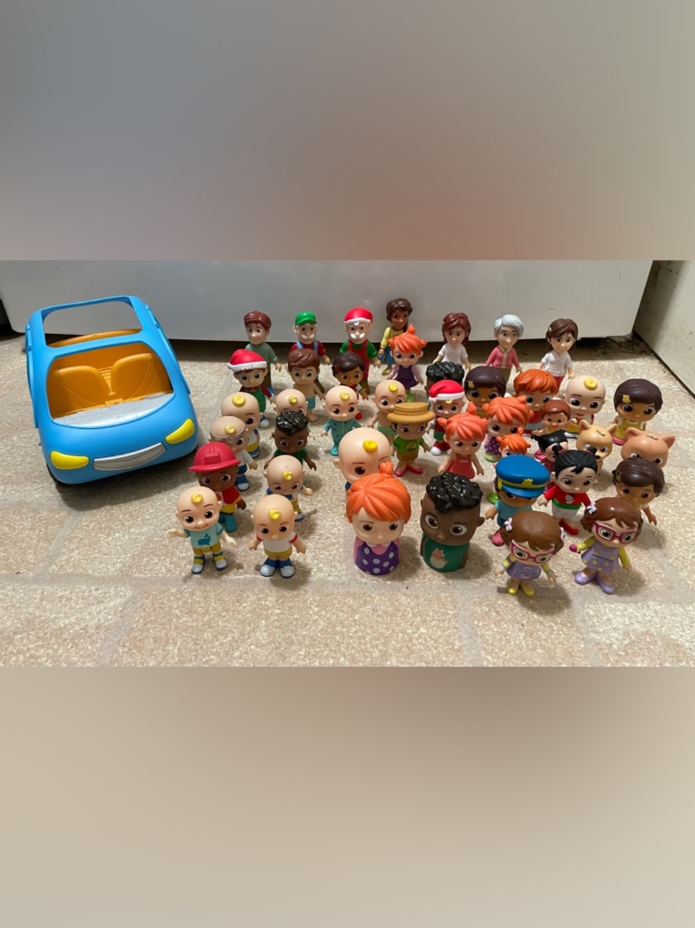 Cocomelon Toy Giant Lot Of ~45 Pieces Figures Blue Van Car Finger Puppet Moonbug